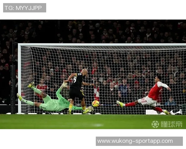 曼联官网报道姆伯莫本赛季英超无球前插跑动和预期助攻均居首位