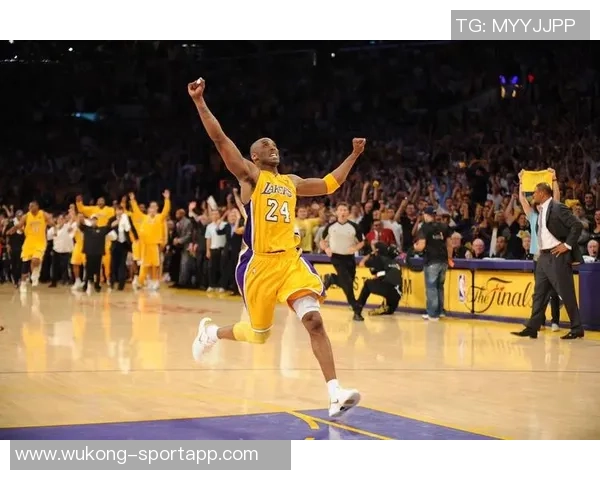 湖人纪念科比20年前传奇得分表演称其为历史最佳之一